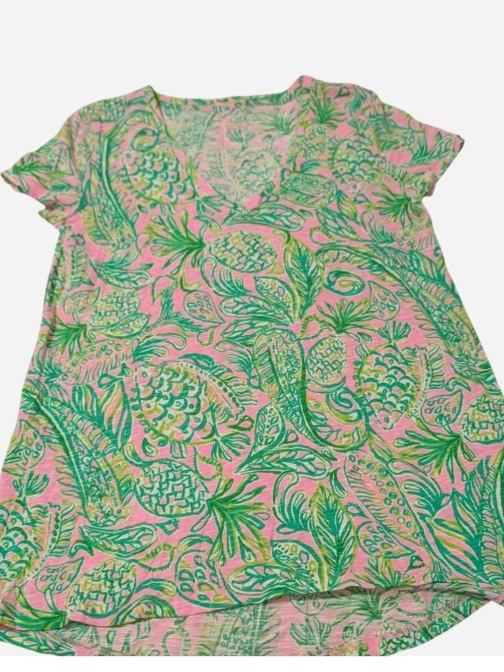 Pre-owned Lilly Pulitzer Pink Short-Sleeve Tee with Green Pineapple Print